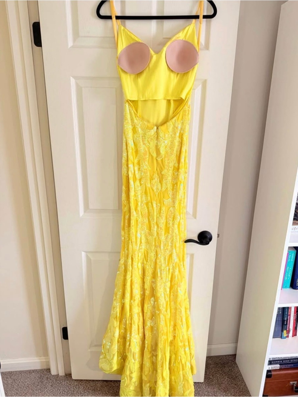 Jovani Yellow Dress STYLE 07784 (Size 8) - Picture 5 of 7